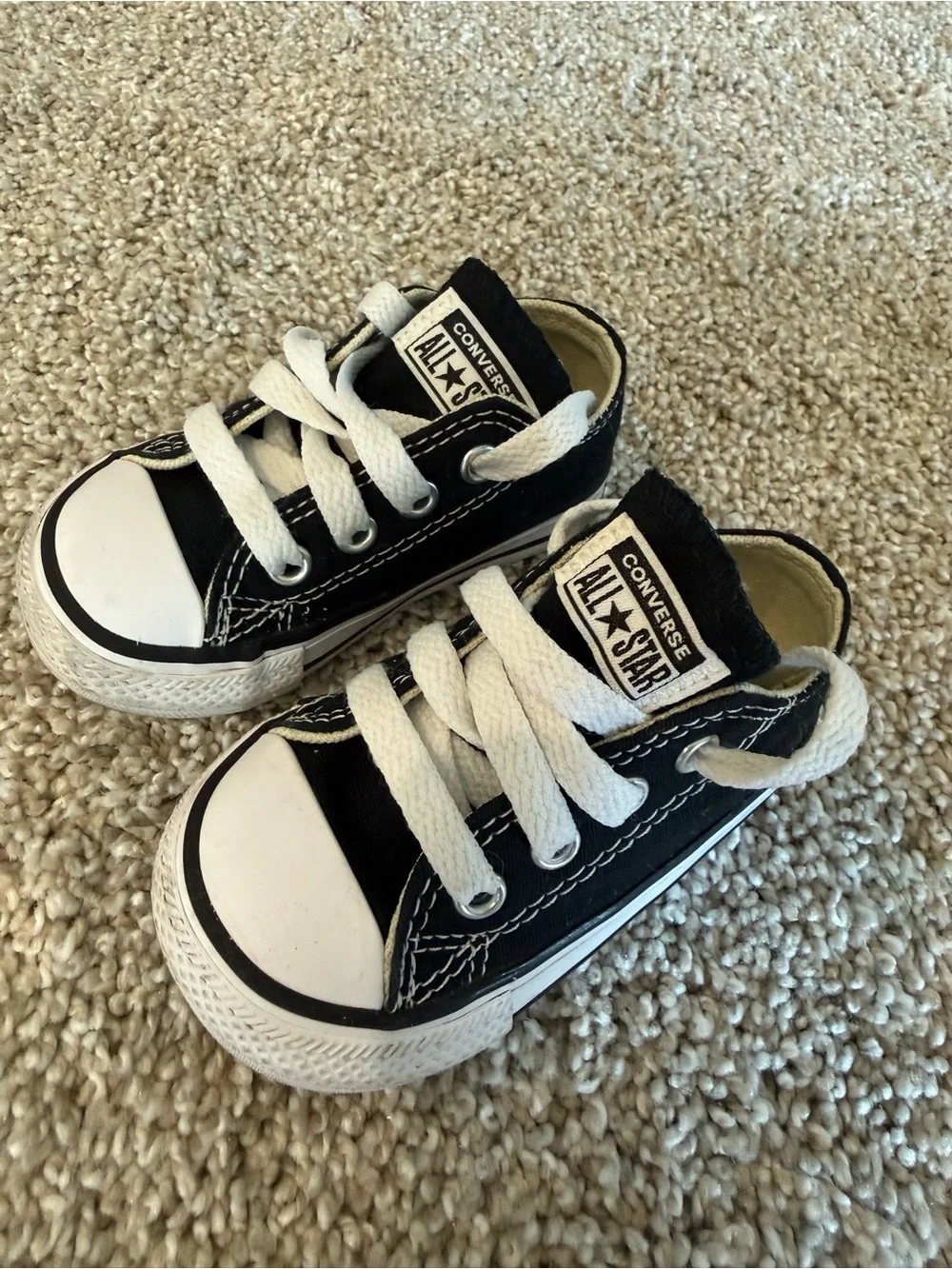Converse All Star Low Top Canvas Lace-Up Sneakers Black/White Size US 4